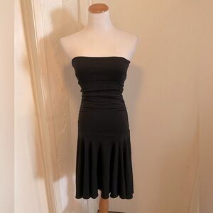 Kenneth Cole Strapless Dress - Size M.